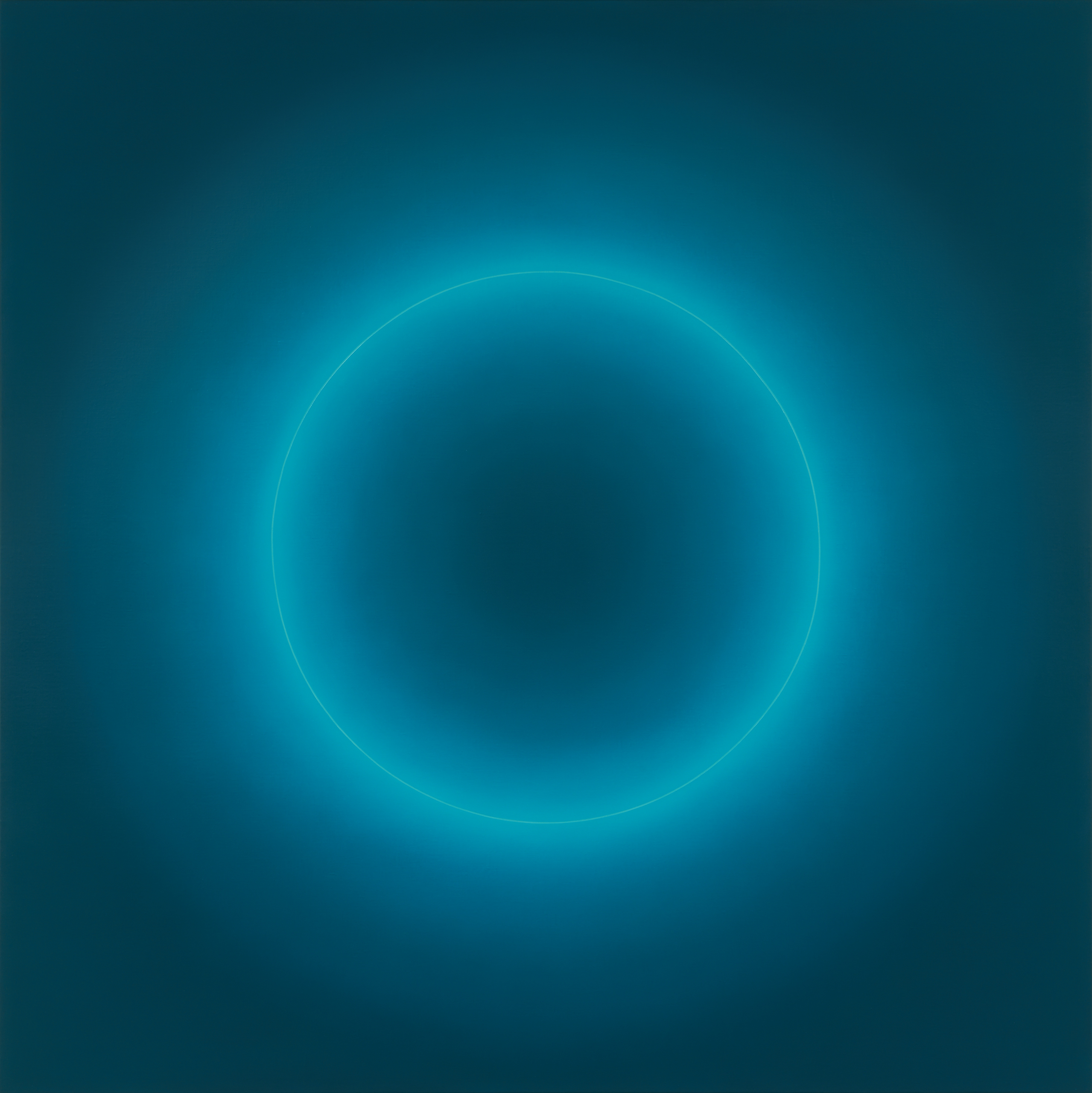 Circle Manganese Cerulean Blue in Turquoise
